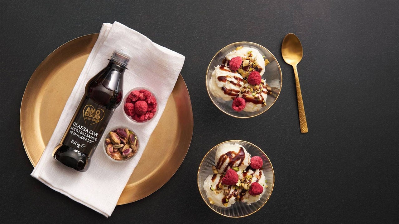 ricetta-gelato-fiordilatte-con-glassa-di-aceto-balsamico.jpg